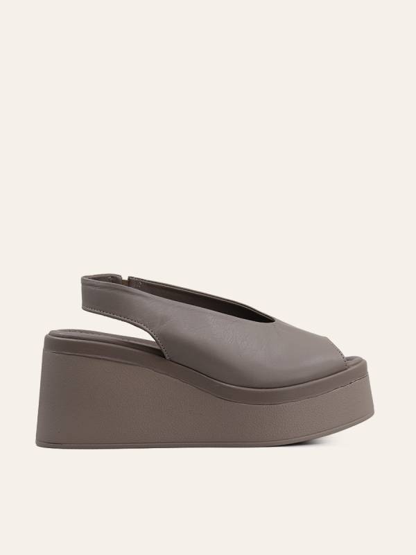 SLEEK PLATFORM SLINGBACK SANDALS