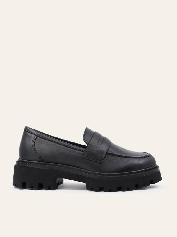 URBAN CHUNKY LOAFERS