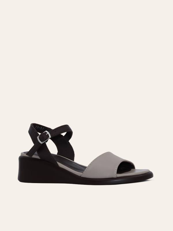 DUAL TONE STRAP SANDALS — 3