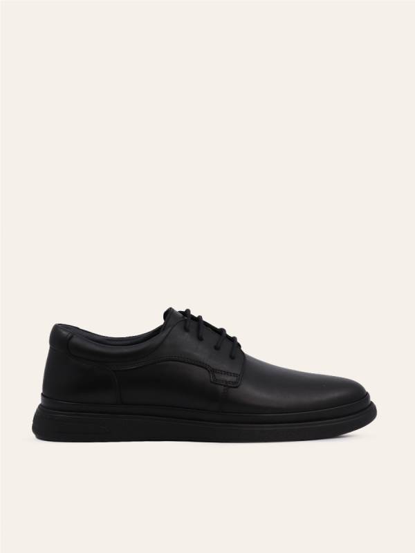 CLEAN CLASSIC LACE SHOES