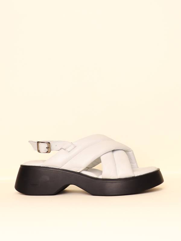 PADDED CROSSOVER PLATFORMS
