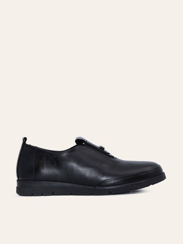 MODERN STRAP LOAFERS