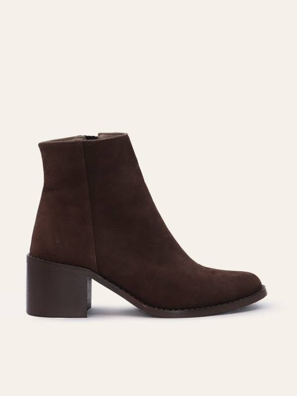 ESSENTIAL BLOCK HEEL BOOTS