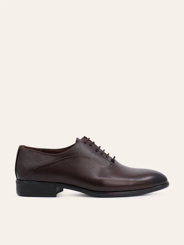 ESSENTIAL LEATHER DERBIES