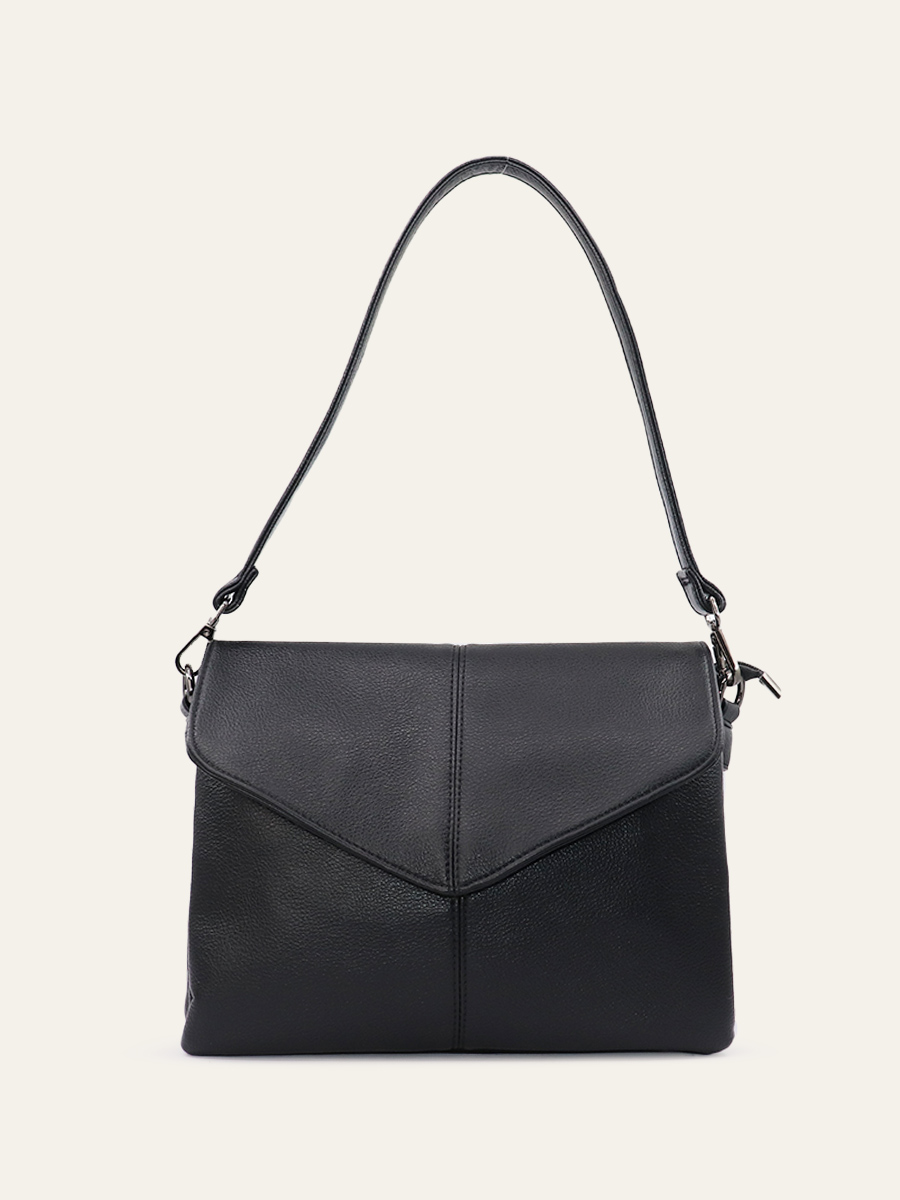CLASSIC FLAP BAG