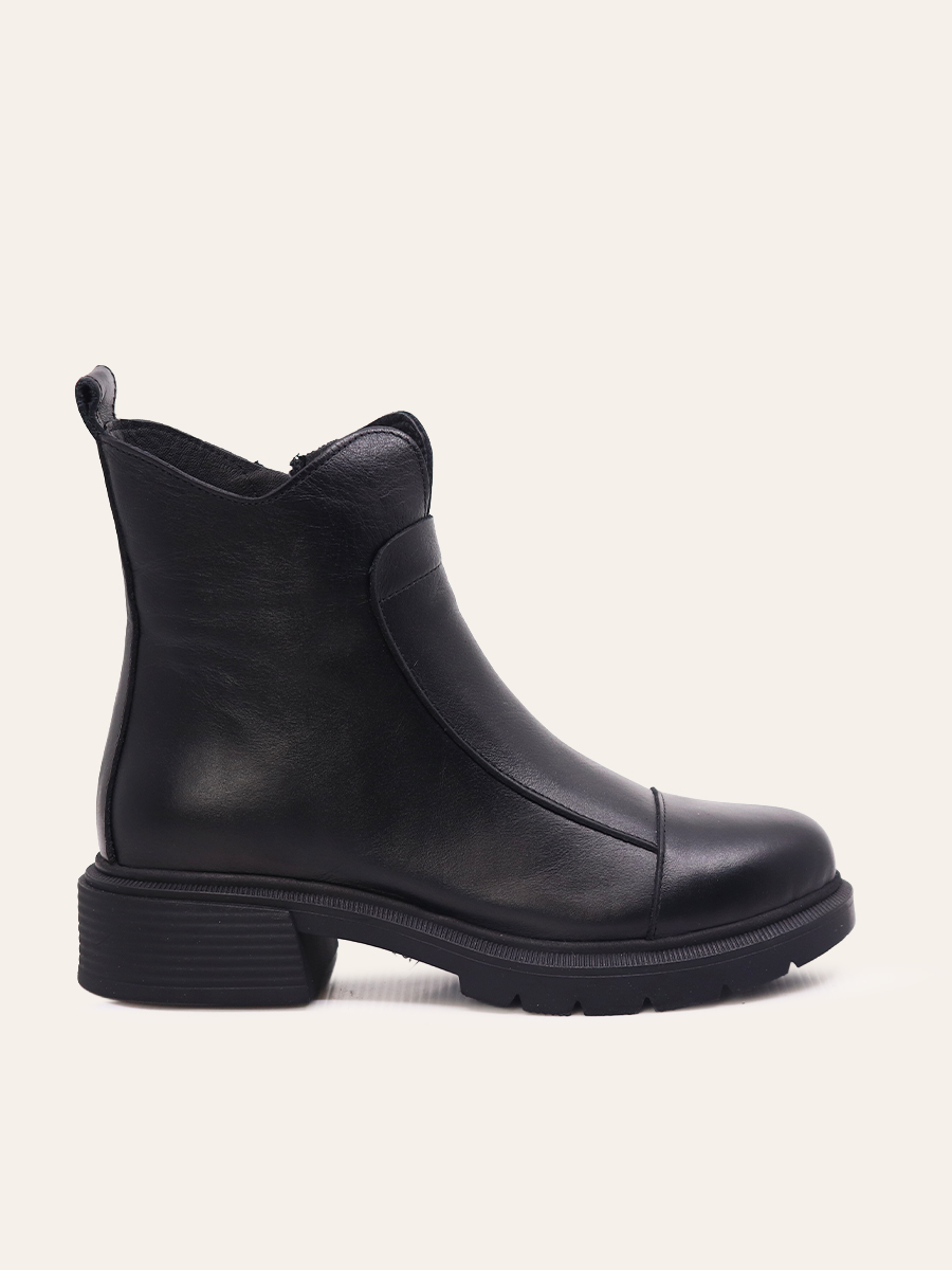 PANEL DETAIL ANKLE BOOTS