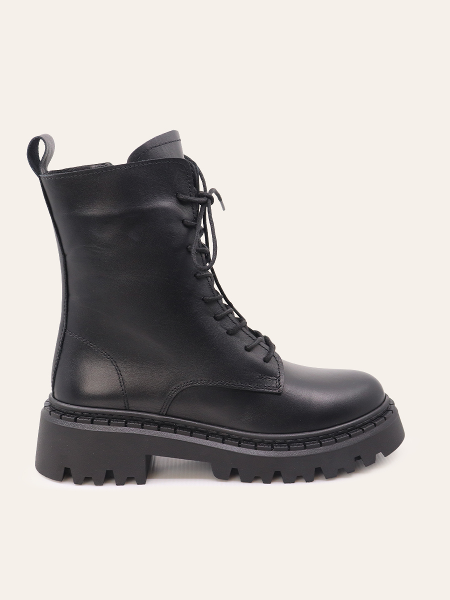 LACE-UP PLATFORM BOOTS