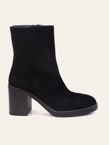 BLACK SUEDE