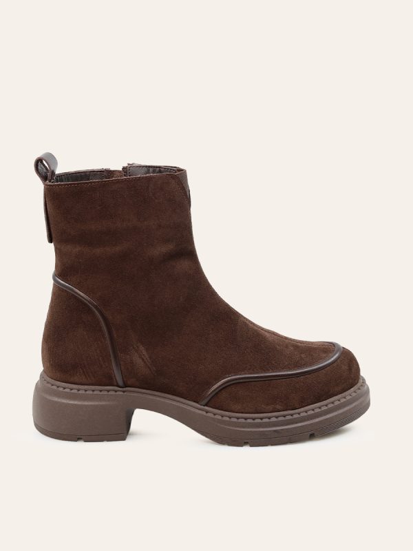 CONTRAST ANKLE BOOTS