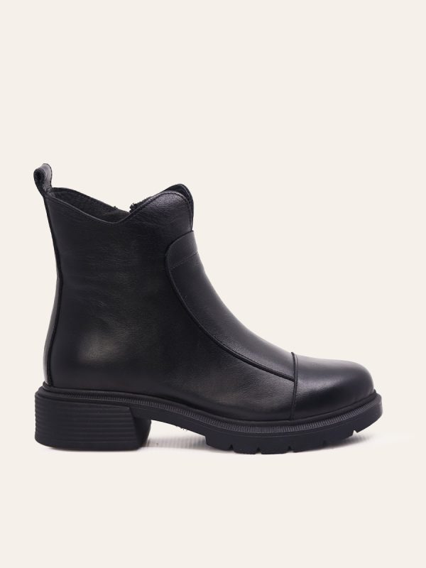 PANEL DETAIL ANKLE BOOTS