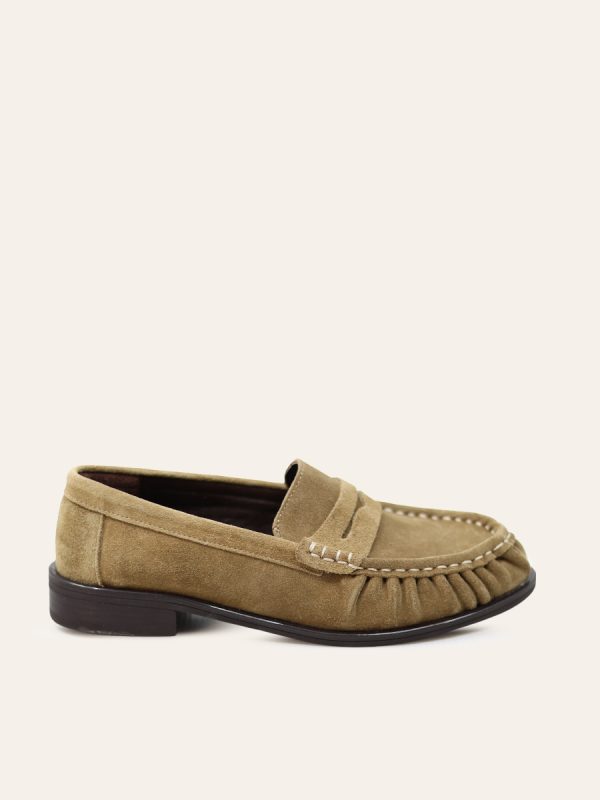 SOFT LOAFERS