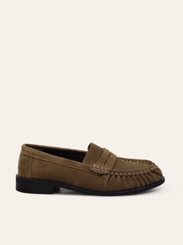 SOFT LOAFERS