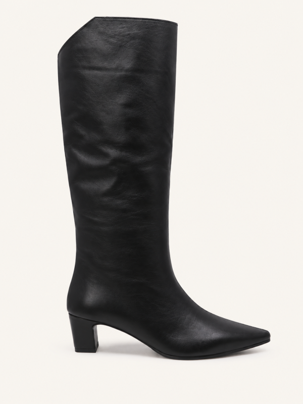 SLEEK KNEE-HIGH BOOTS