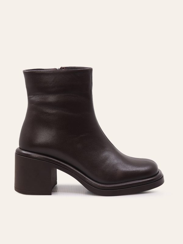 CLASSIC BLOCK HEEL ANKLE BOOTS — 1