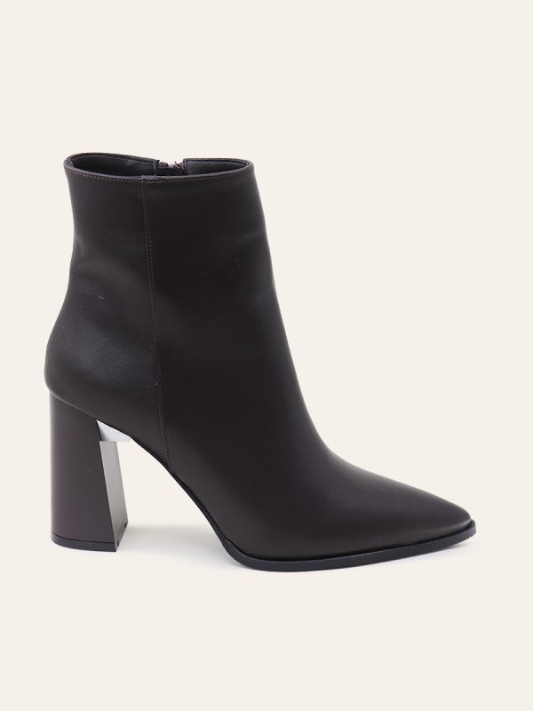 CLASSIC BLOCK HEEL ANKLE BOOTS