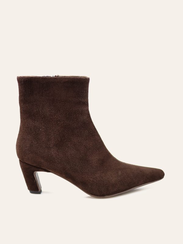 POINTED HEEL ANKLE BOOTS