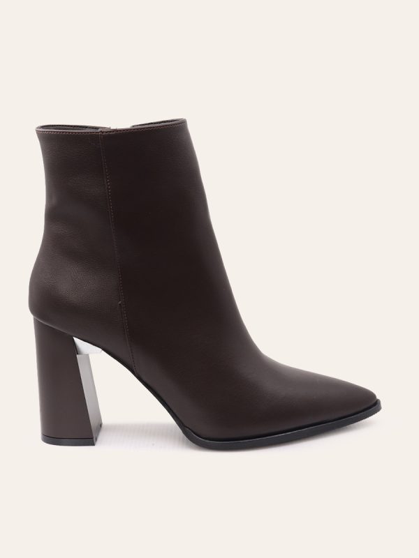 CLASSIC BLOCK HEEL ANKLE BOOTS
