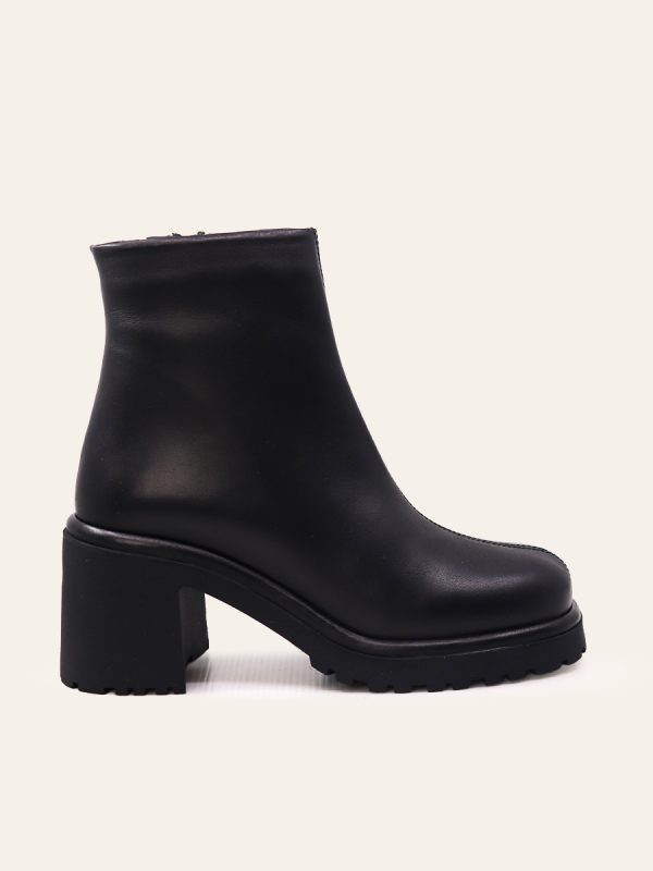 PLATFORM BLOCK HEEL BOOTS