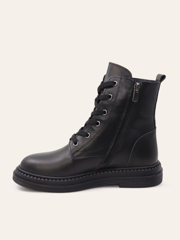 CLASSIC LACE-UP BOOTS — 2