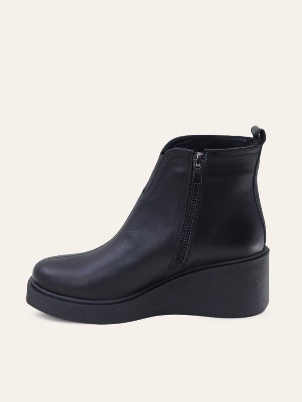 PLATFORM ANKLE BOOTS — 2