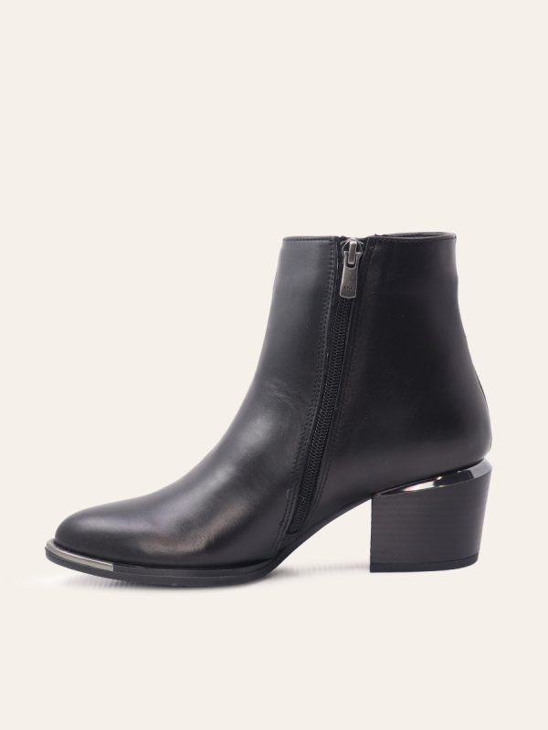 METALLIC DETAIL ANKLE BOOTS — 2