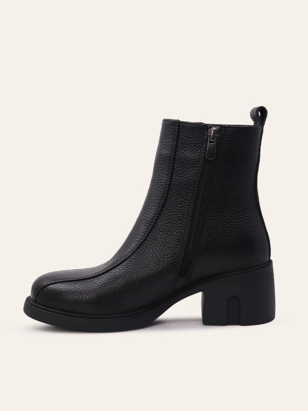 PANEL DETAIL ANKLE BOOTS — 2