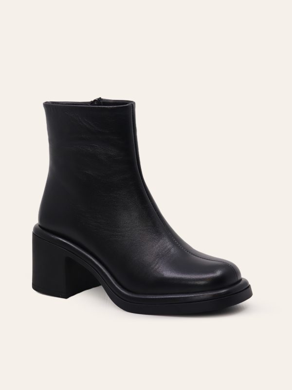 CLASSIC BLOCK HEEL ANKLE BOOTS — 3