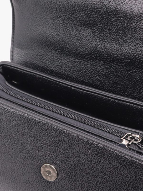 CLASSIC FLAP SHOULDER BAG — 3