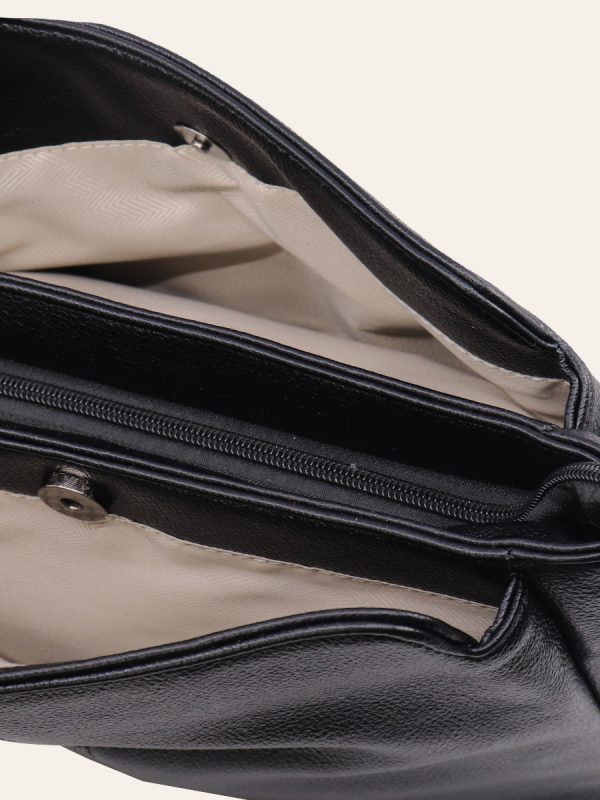 CENTER SEAM SHOULDER BAG — 3