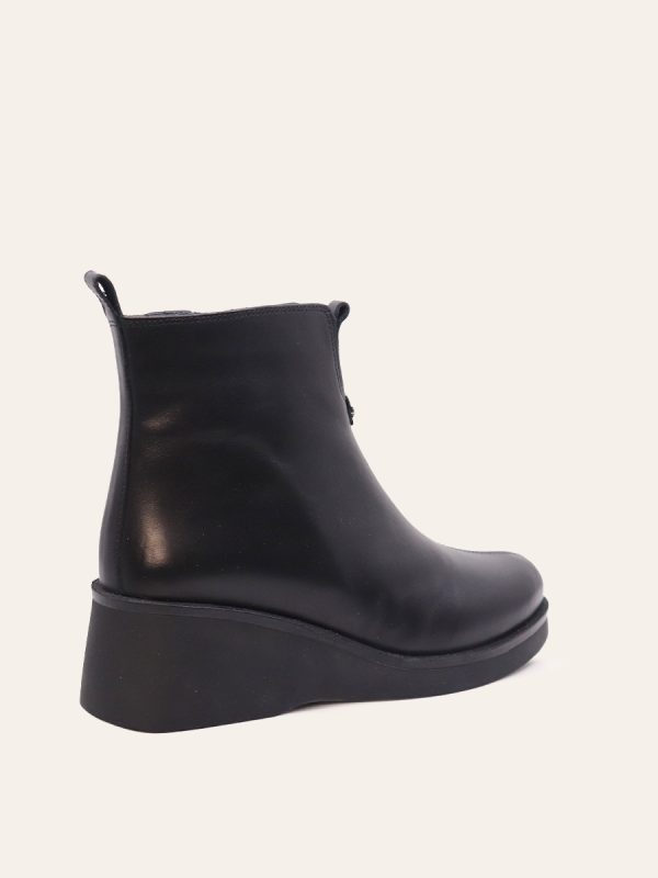 PLATFORM ANKLE BOOTS — 4