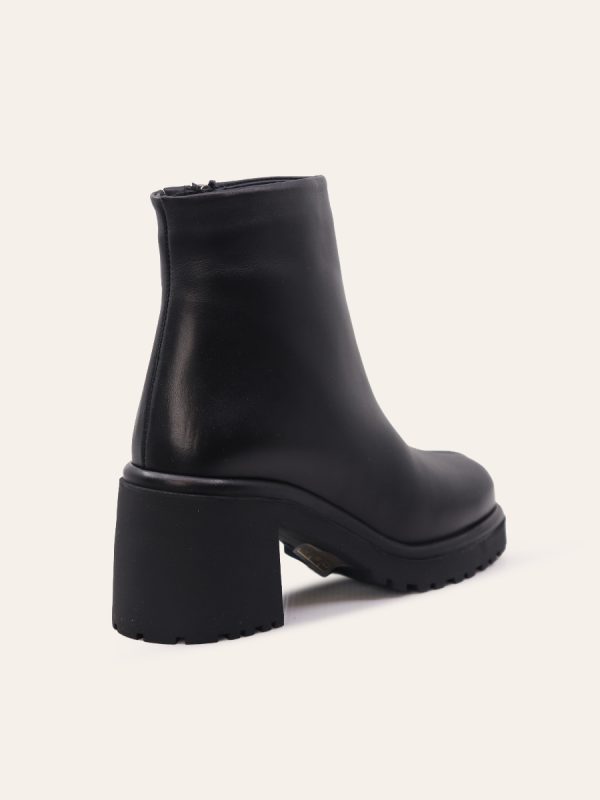 PLATFORM BLOCK HEEL BOOTS — 4