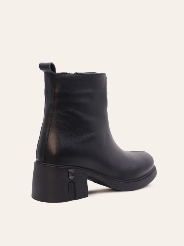 SIGNATURE HEEL BOOTS — 4